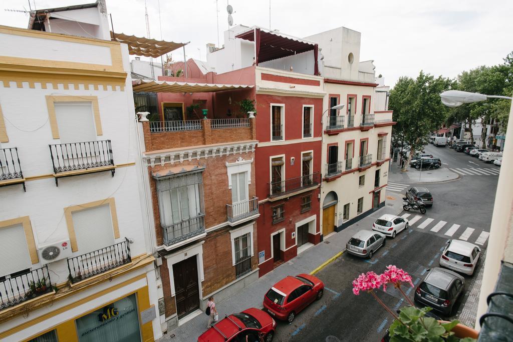 Apartamento Pastor Y Landero Hotel Seville Luaran gambar